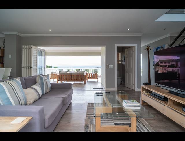 3 BEDROOM TOWNHOUSE RENTED IN KINDLEWOOD ESTATE